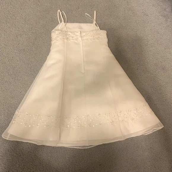 David's Bridal Beautiful Ivory Dress!